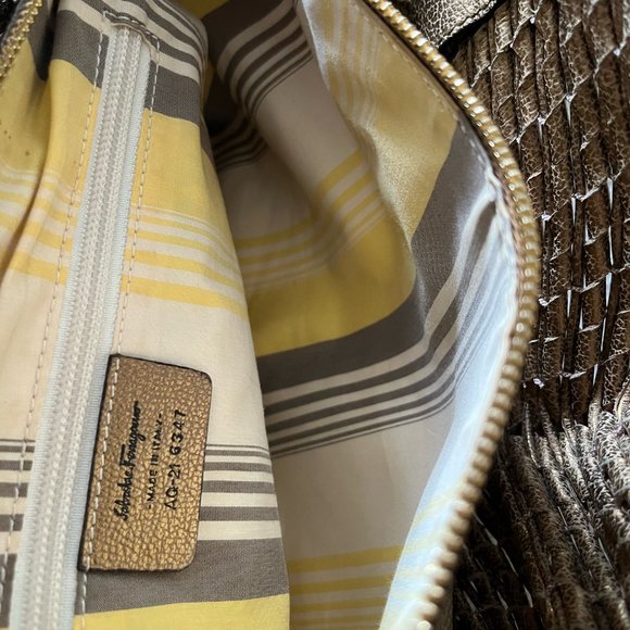 Salvatore Ferragamo Leather Shoulder Bag - Picture 4 of 4